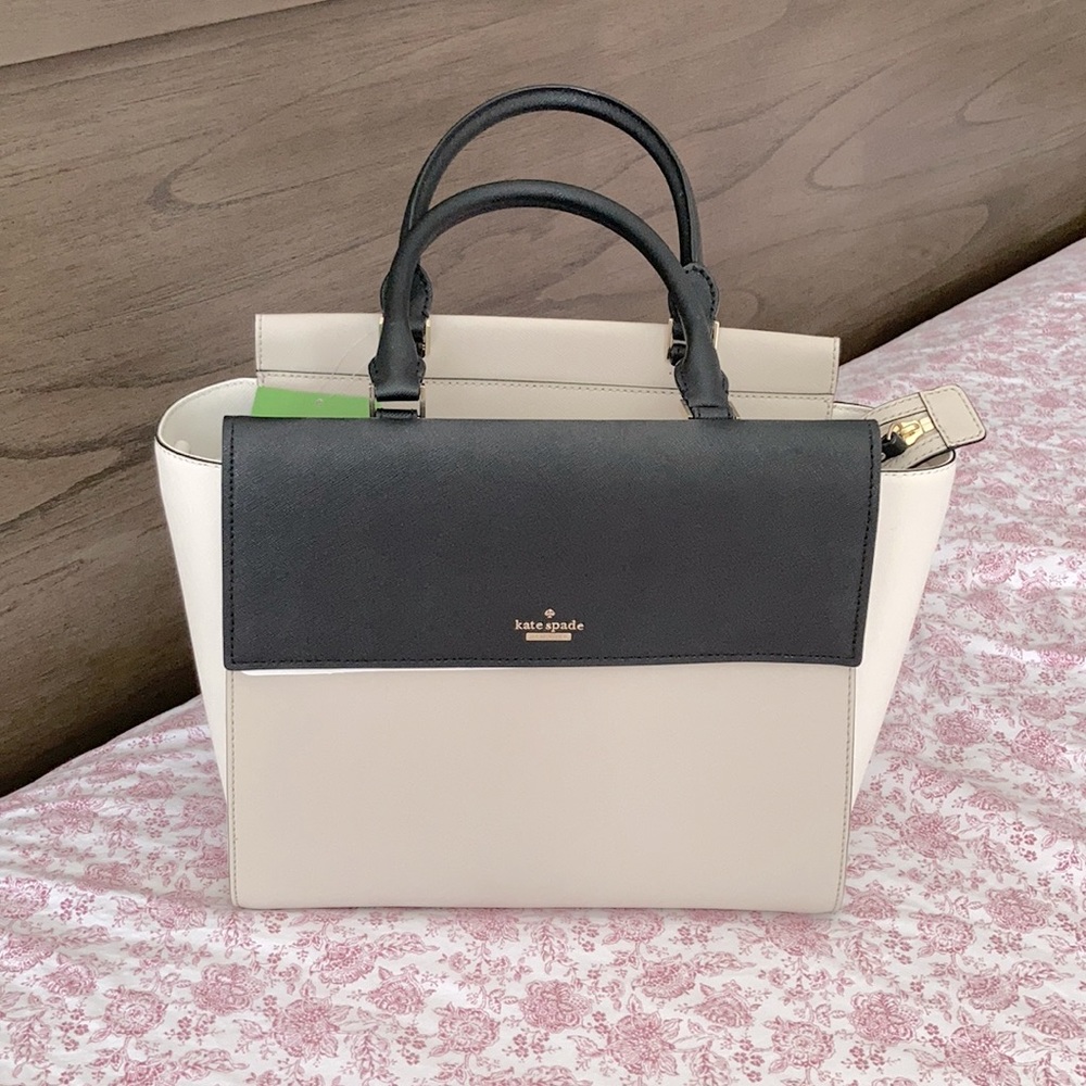 Kate Spade Tote - Picture 1 of 2